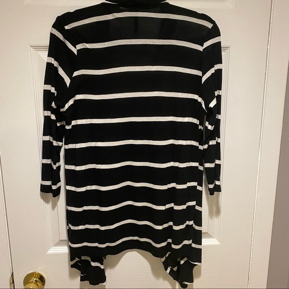 Casual Black & White Striped Layered Top Size M - Picture 2 of 4